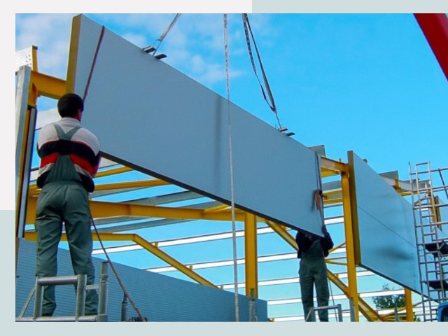 Монтаж сэндвич-панелей в Пензе от 616 руб.